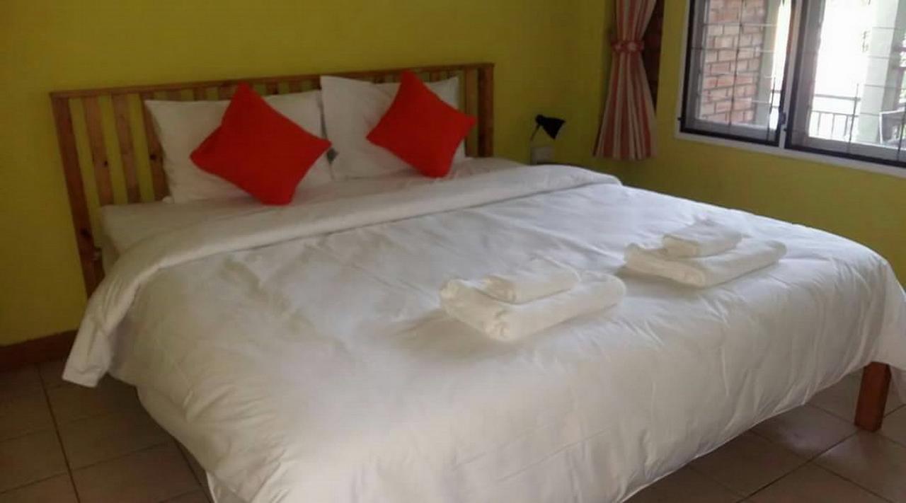 Sunshine Inn Resort Khao Lak Exterior foto