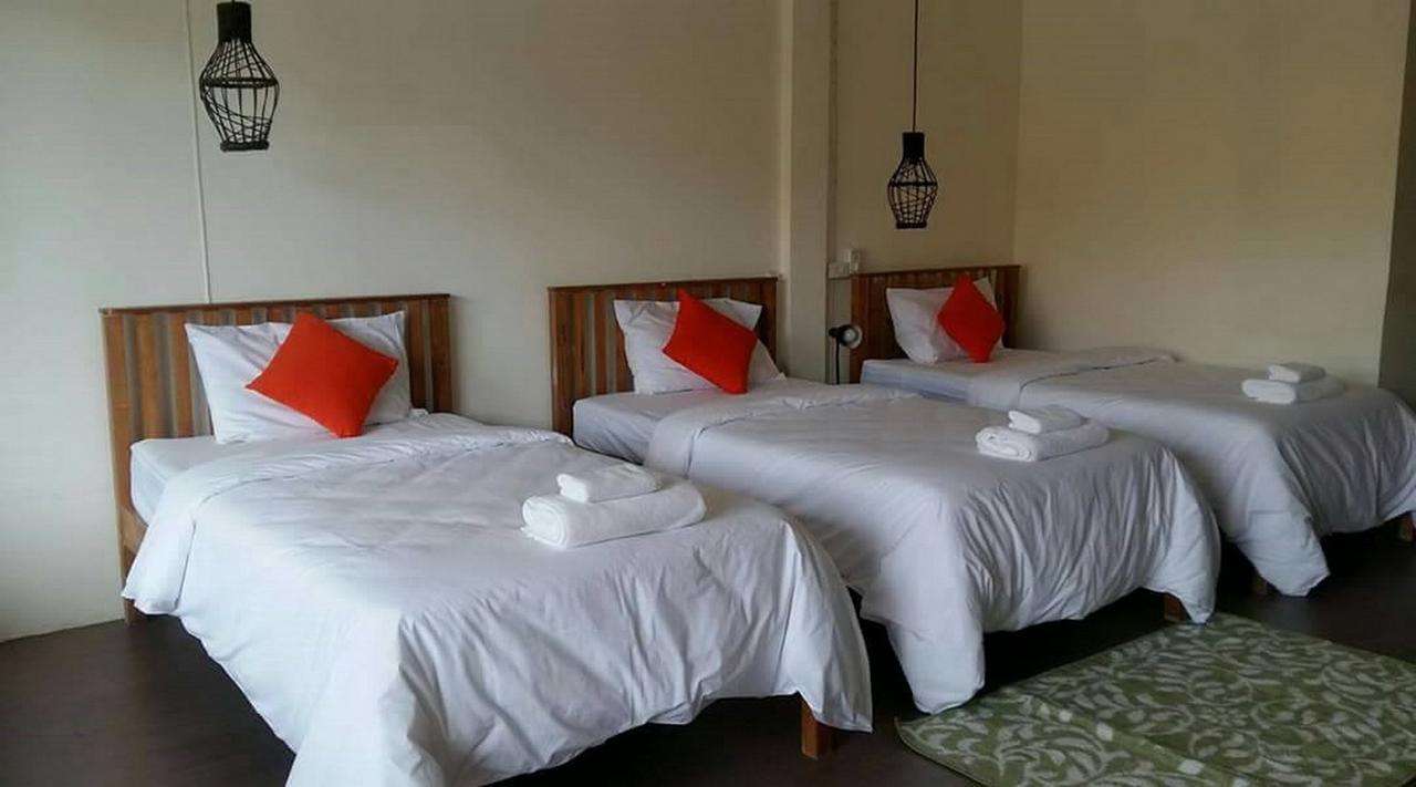 Sunshine Inn Resort Khao Lak Exterior foto